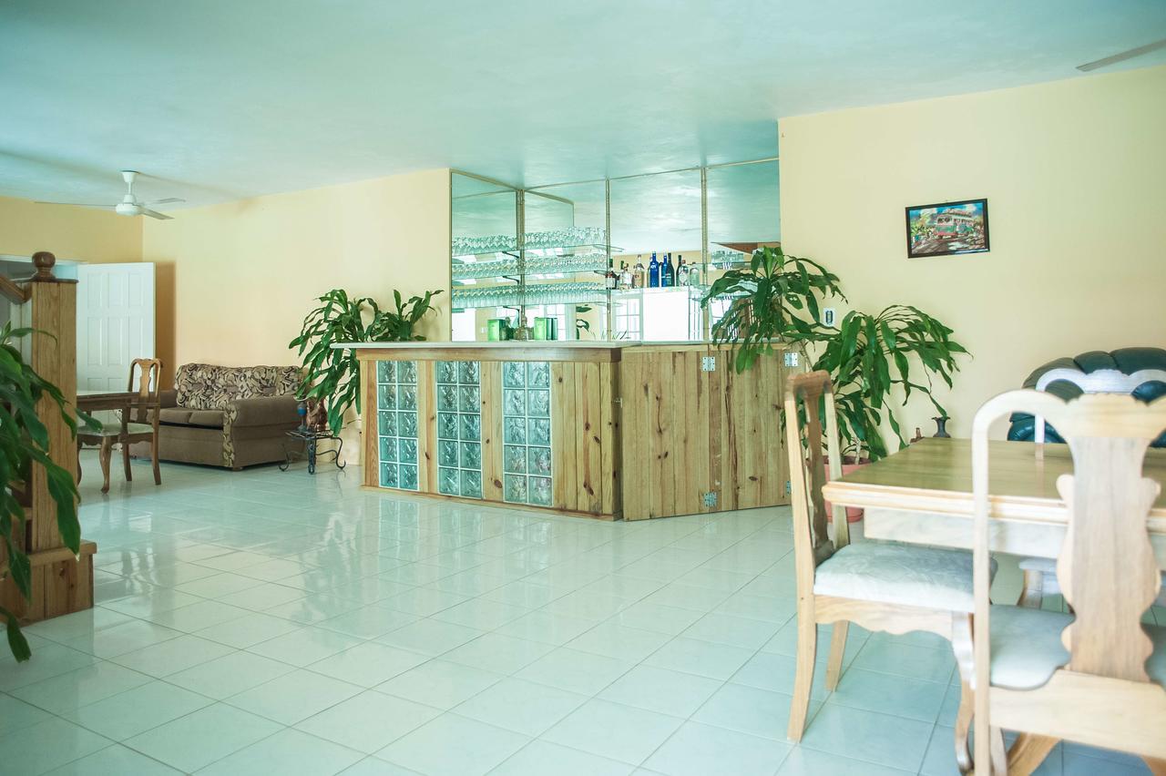 מונטגו ביי Diamond Villa Guest House מראה חיצוני תמונה