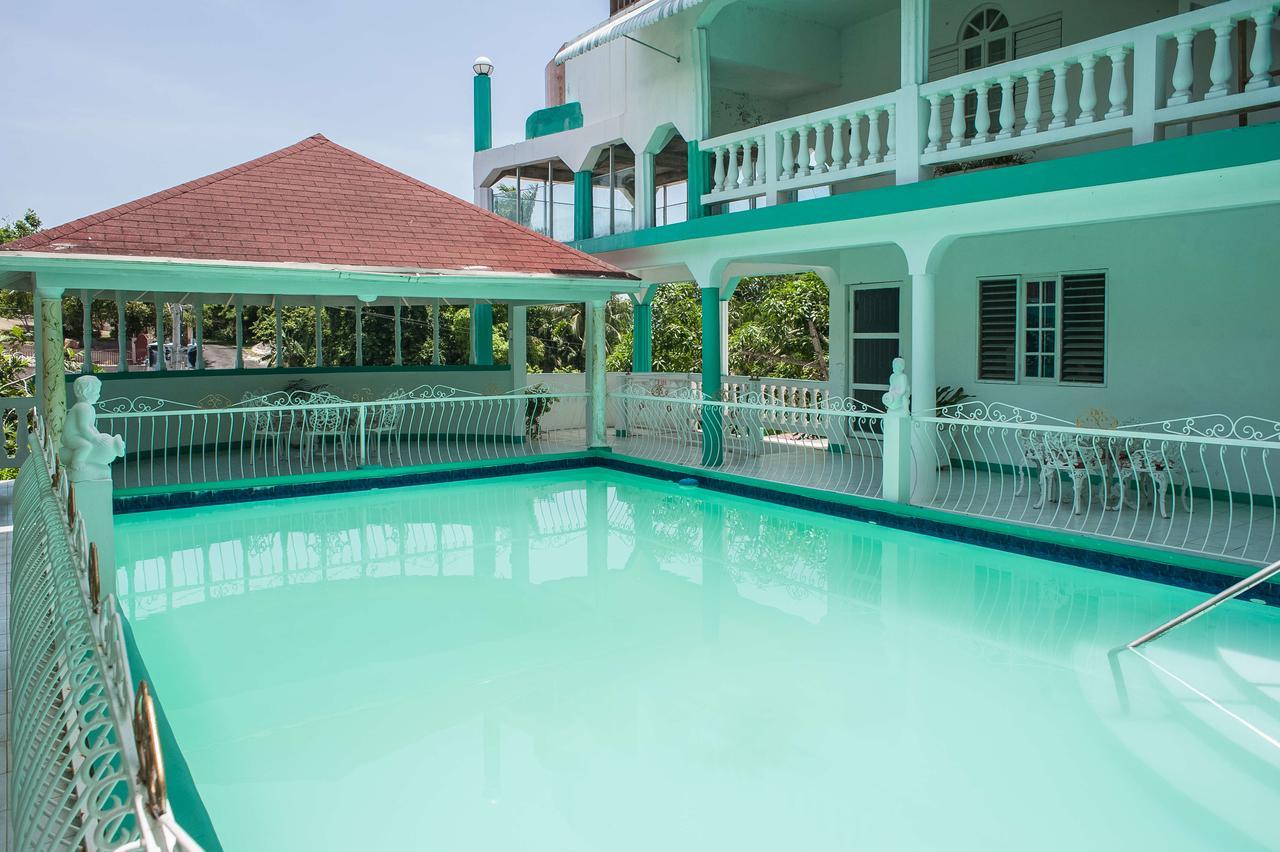 מונטגו ביי Diamond Villa Guest House מראה חיצוני תמונה