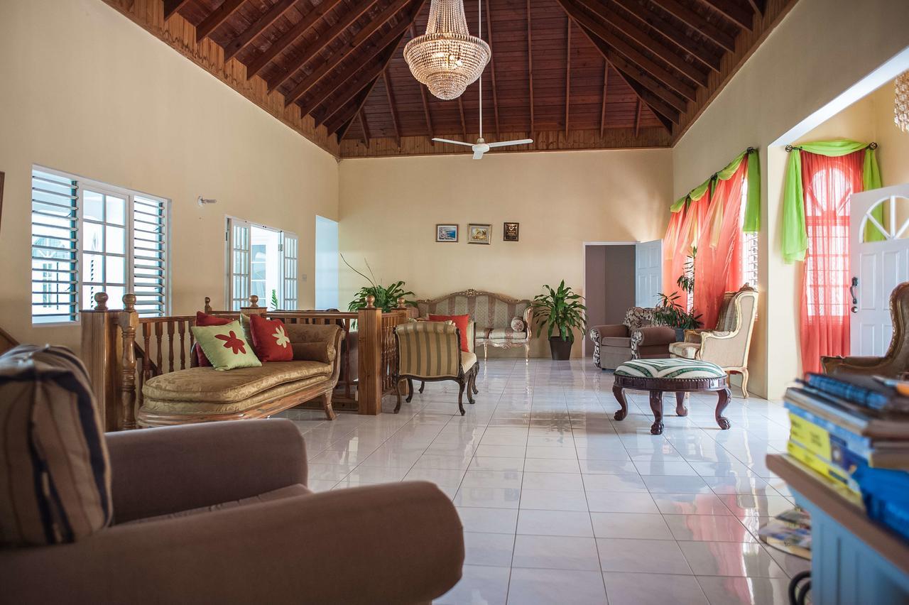 מונטגו ביי Diamond Villa Guest House מראה חיצוני תמונה