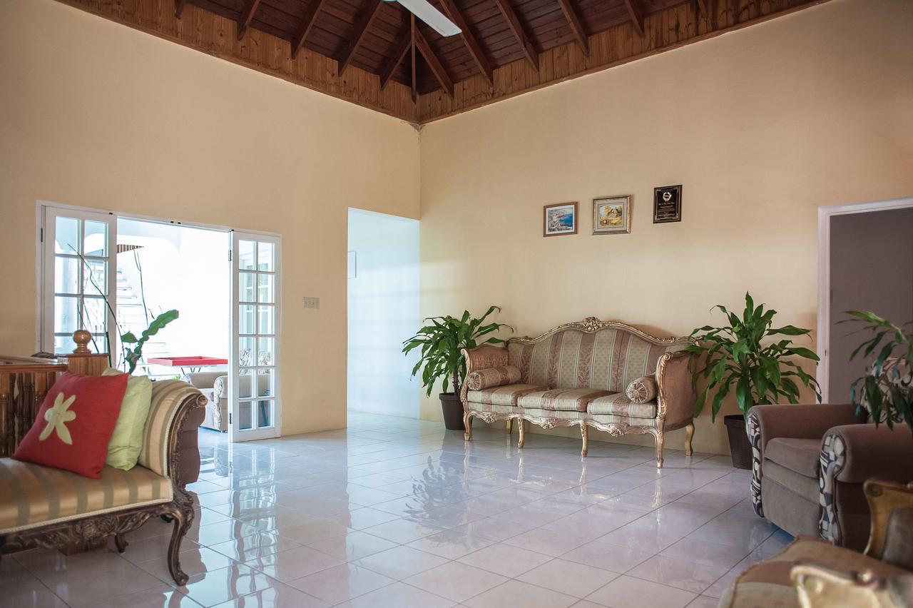 מונטגו ביי Diamond Villa Guest House מראה חיצוני תמונה