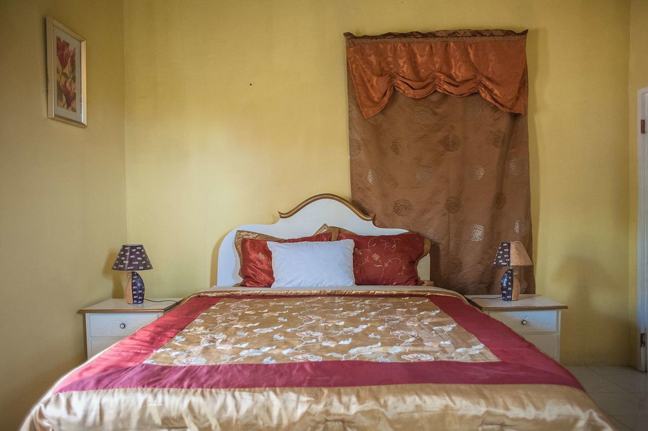 מונטגו ביי Diamond Villa Guest House מראה חיצוני תמונה